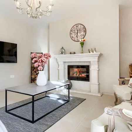 Ernesta - Roj463 By Interhome Holiday home
