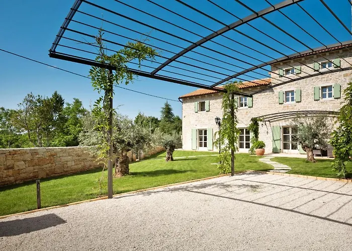 Ernesta By Interhome *