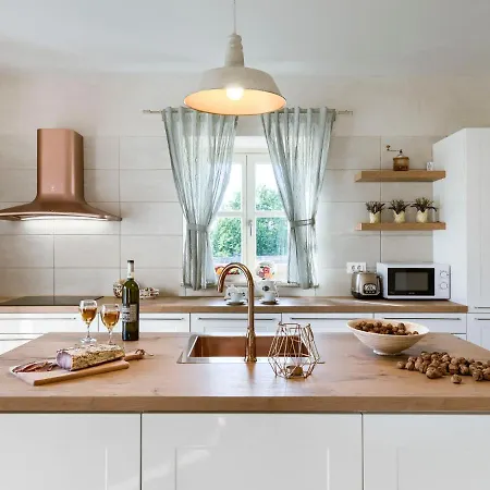 Holiday home Ernesta By Interhome Zminj