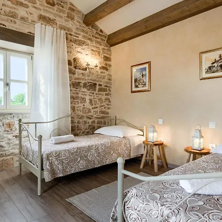 Holiday home Ernesta By Interhome